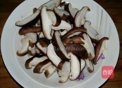 香菇尖椒炒鸡蛋（蚝油口味）的做法图解3