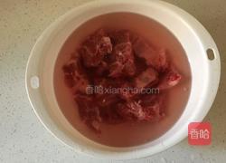 白萝卜炖排骨的做法图解1