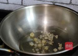 排骨烧年糕的做法图解3