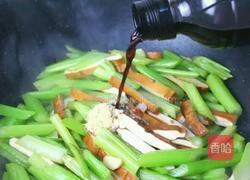 芹菜炒香干的做法图解8