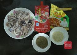 孜然鱿鱼头的做法图解1