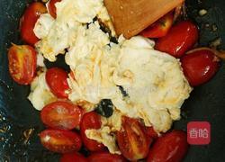 圣女果炒蛋的做法图解4