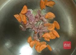 白菜炒胡萝卜的做法图解2