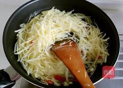 小芹菜炒土豆丝的做法图解6