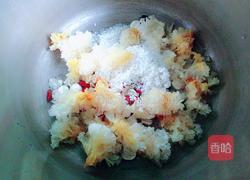 莲子银耳粥的做法图解2