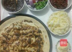 黑胡椒牛肉披萨的做法图解1