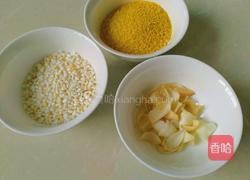 小米粥的做法图解1