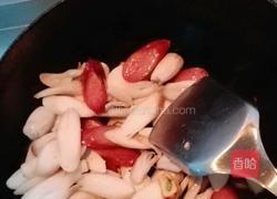 鸡腿菇烧腊肠的做法图解7