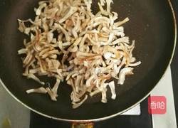 香菇梗炒鸡蛋的做法图解6