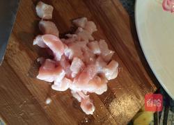 咖喱土豆鸡肉盖饭的做法图解2