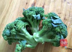 瘦肉炒椰菜花的做法图解1