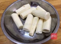 海底椰猪骨淮山汤的做法图解2