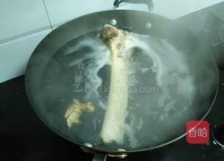 棒骨牛肉汤的做法图解2