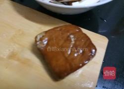 豆腐干红烧香菜的做法图解1
