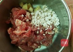 牛肉番茄粥的做法图解1