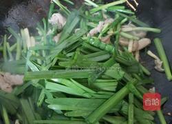韭菜炒冬笋肉丝的做法图解7