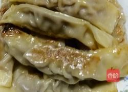 牛肉锅贴的做法图解9