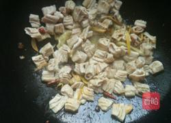 泡椒炒小肠的做法图解4