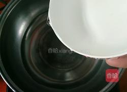 平菇瘦肉汤的做法图解4