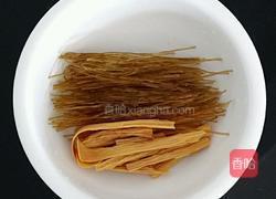 鸡肉炖粉条的做法图解3