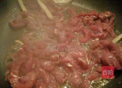 萝卜丝炒牛肉丝的做法图解2