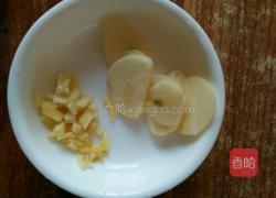 荷兰豆炒火腿肠的做法图解5