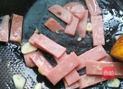 荷兰豆炒火腿肠的做法图解9