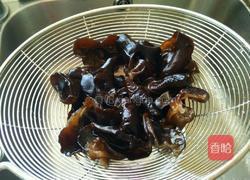 木耳炒鸡蛋的做法图解5