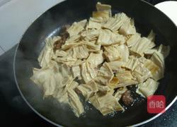 腐竹炒肉片的做法图解7