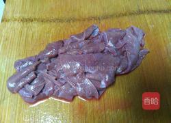 汆猪肝的做法图解1