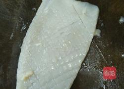 鲜鱿炒芹菜的做法图解7