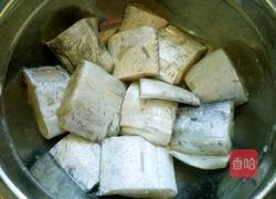 油炸带鱼的做法图解1