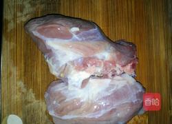 杏鲍菇青椒肉片的做法图解2