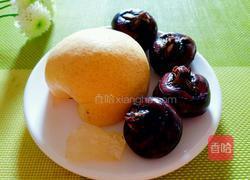 荸荠雪梨润肺汤的做法图解1