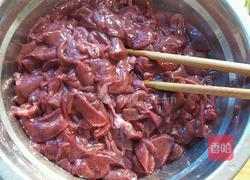 鱼香猪肝的做法图解1