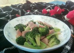 西兰花炒肉片