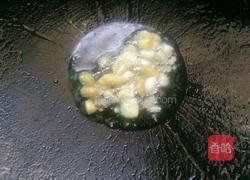 西兰花炒肉片的做法图解7