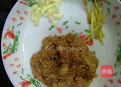 胡萝卜炒脊梁肉的做法图解1