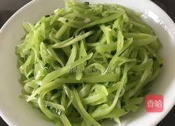 凉拌莴笋的做法图解5