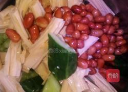 花生黄瓜凉拌腐竹的做法图解6