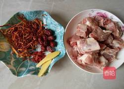 虫草花煲排骨的做法图解1