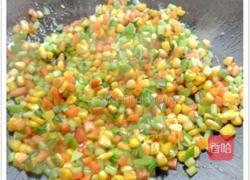 色彩炒饭的做法图解5