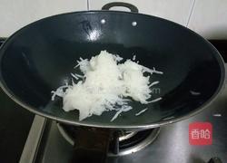 香菜炒白萝卜丝的做法图解10