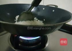 香菜炒白萝卜丝的做法图解11