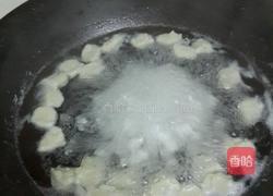 马鲛鱼丸白萝卜豆腐白菜汤的做法图解3