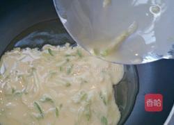 西葫芦鸡蛋饼的做法图解6
