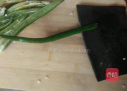 青椒炒土豆丝的做法图解2