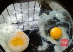 红糖荷包蛋的做法图解2