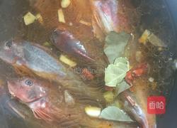 红烧红娘鱼的做法图解6