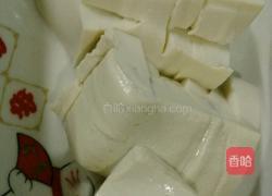 面筋菠菜汤的做法图解2